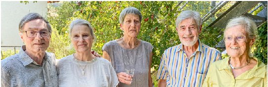 Die Stockwerkeigentümer der heutigen «Uhri»: (von links) Edi Baader, Katharina Baader, Regula Schmid, Edy Riesen und Hilda Riesen.
